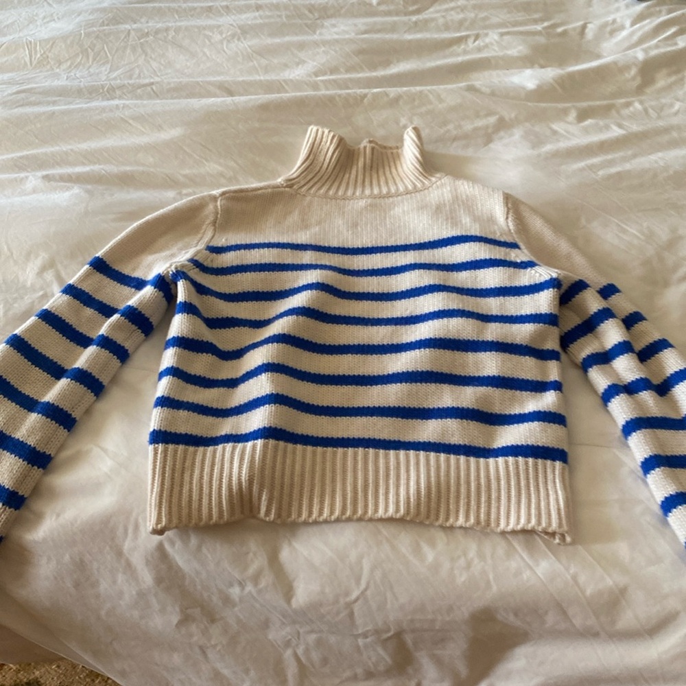 La ligne cropped striped sweater . Size medium